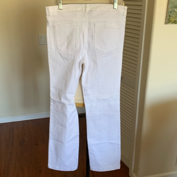 Like brand new stretch white denim Jones of New York jeans. - Picture 2 of 4